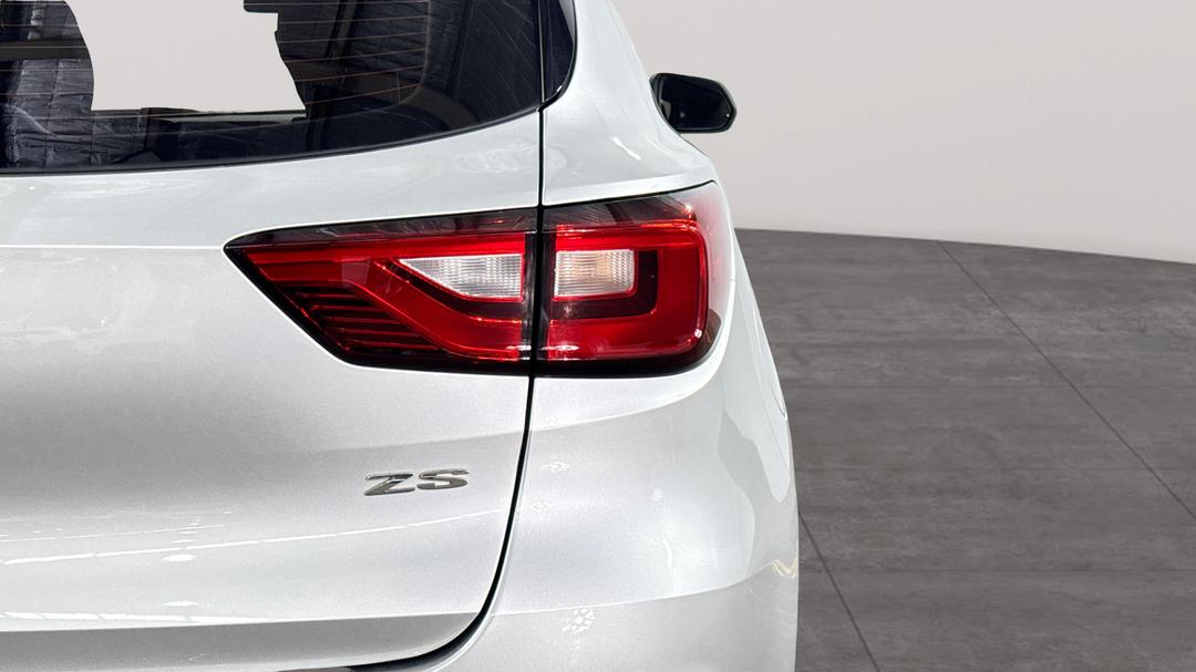2019 MG ZS Excite Plus, Automatic, 63751 km, Badge (Boot Right Side)