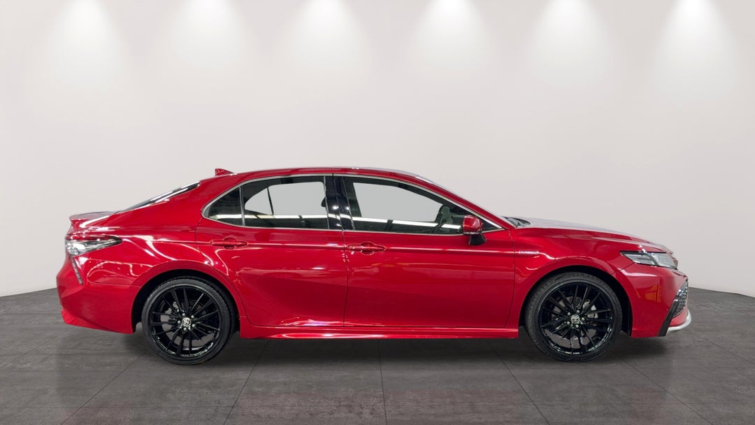 2021 Toyota Camry Sx Hybrid, Automatic, 50057 km, Right Side View