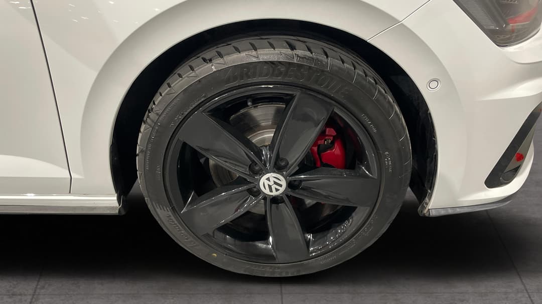 2018 Volkswagen Polo Gti, Automatic, 80626 km, Right Front Wheel