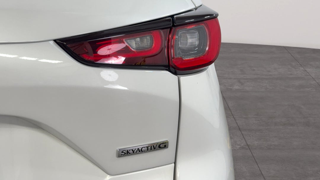 Badge (Boot Right Side)