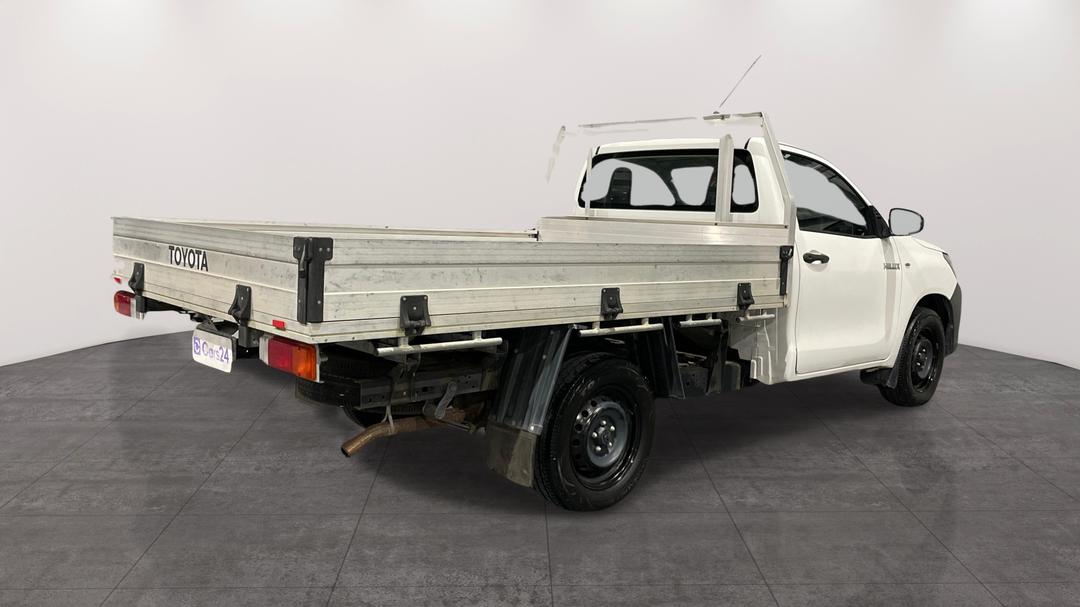 2017 Toyota Hilux Workmate, Manual, 97440 km, Right Back Diagonal (45- Degree) View