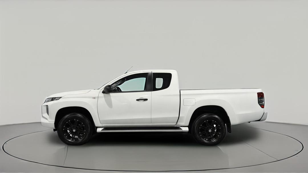 2021 Mitsubishi Triton Glx+ (4x4), Automatic, 65481 km, Left Side View
