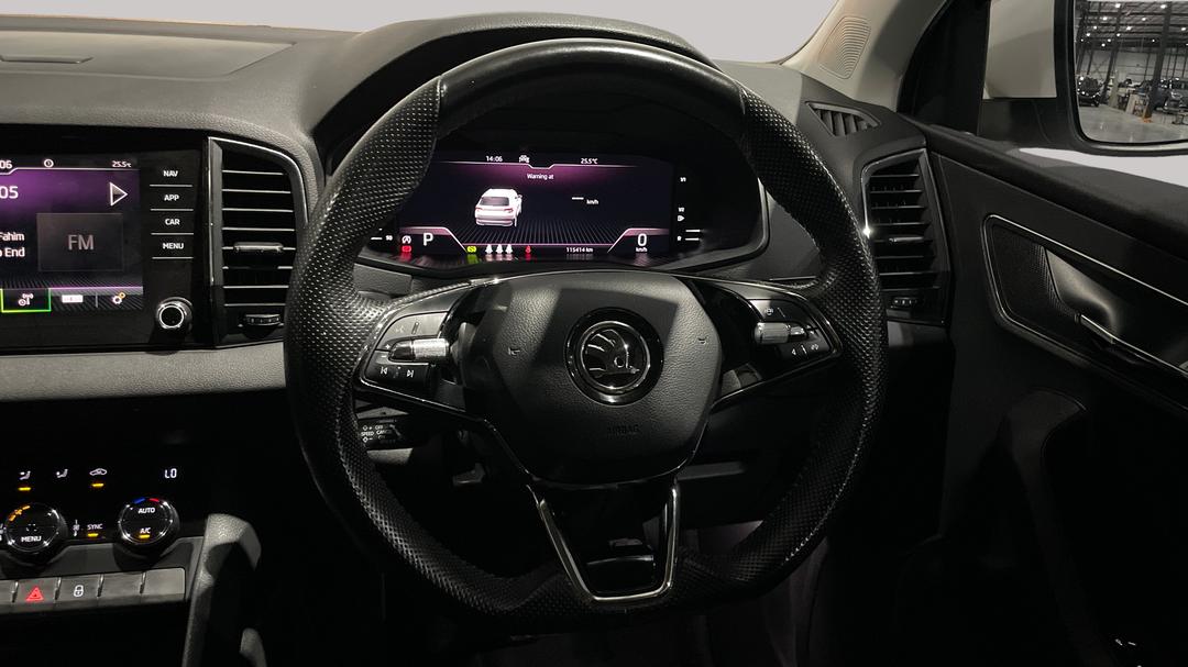 2020 SKODA Karoq 110tsi, Automatic, 115414 km, Steering Wheel Close-up