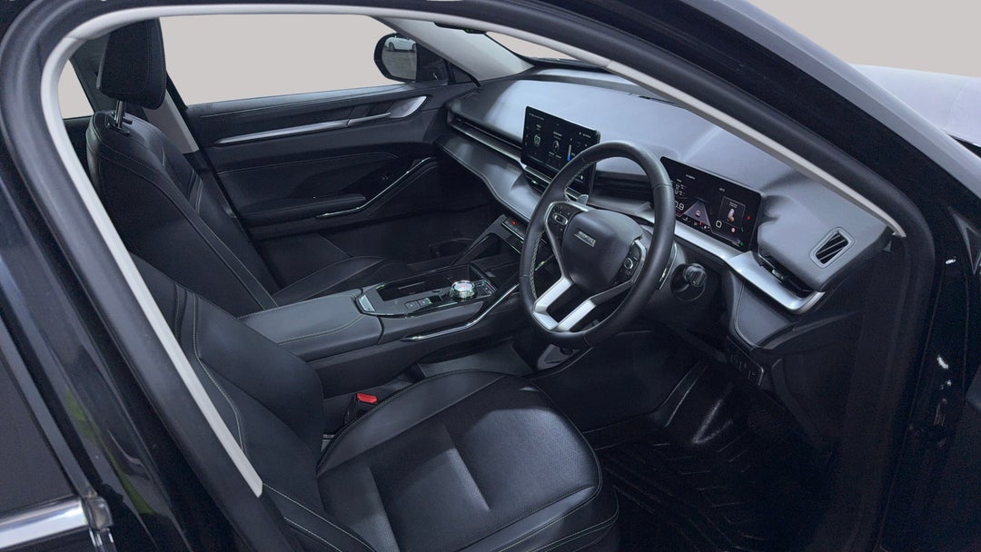 2022 GWM Haval H6 Vanta Awd, Automatic, 93430 km, Right Side Front Door Cabin View