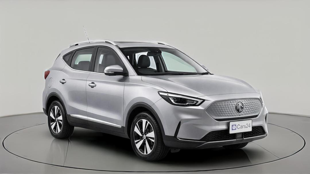 2022 MG ZS EV Essence, Automatic, 10996 km, Right Front Diagonal (45- Degree) View