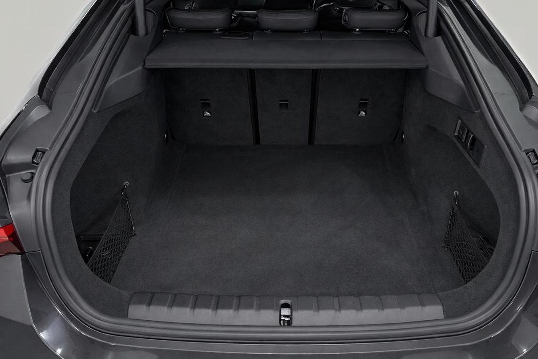 2021 BMW 4 20i M Sport Gran Coupe, Automatic, 15852 km, Boot Inside View