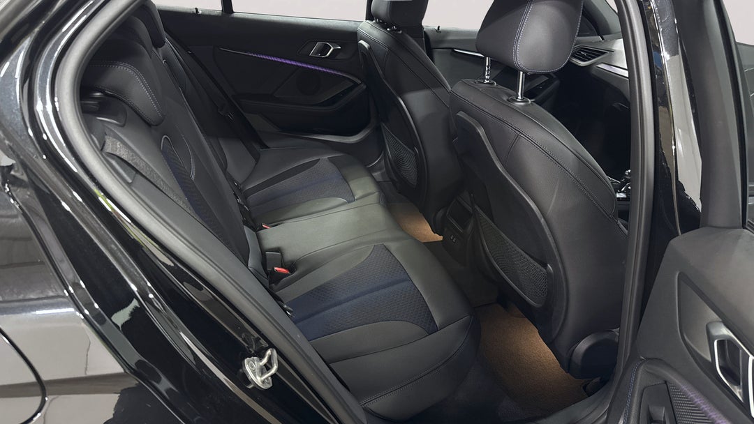 2021 BMW 1 18i M Sport, Automatic, 41761 km, Right Side Rear Door Cabin View