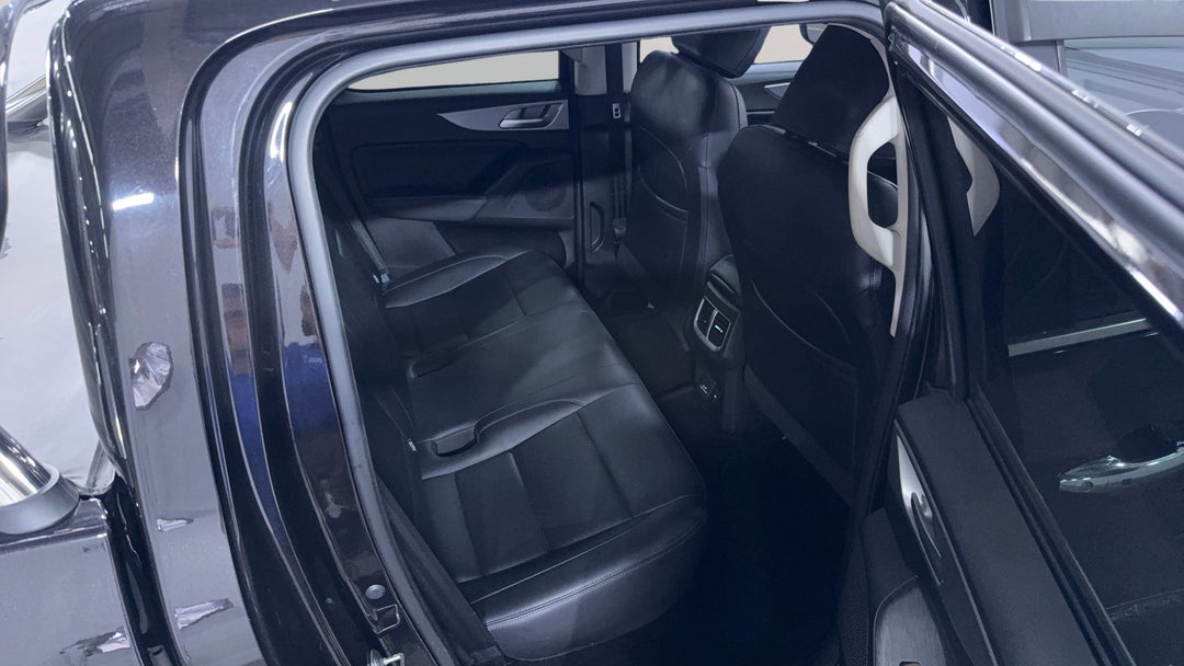 2020 GWM Ute Cannon-l (4x4), Automatic, 75597 km, Right Side Rear Door Cabin View