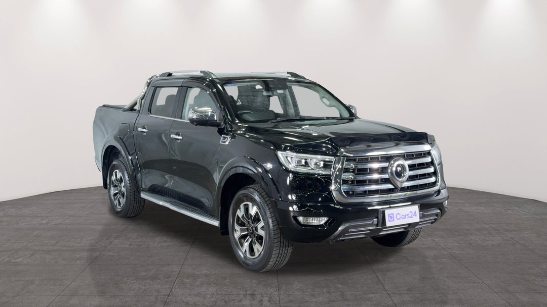 Right Front Diagonal (45- Degree) View