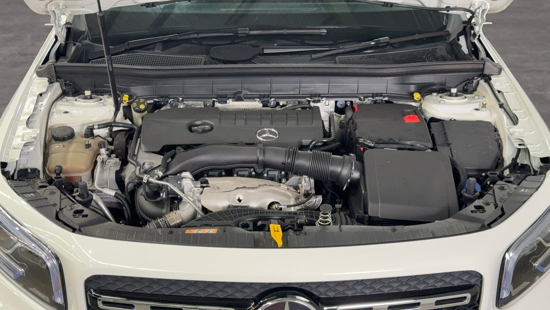 Open Bonnet (Engine)