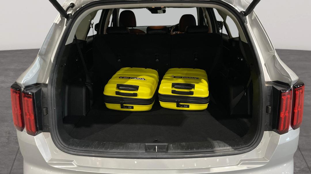 2023 Kia Sorento Sport+ 7 Seat, Automatic, 47633 km, Boot Inside View with Luggage