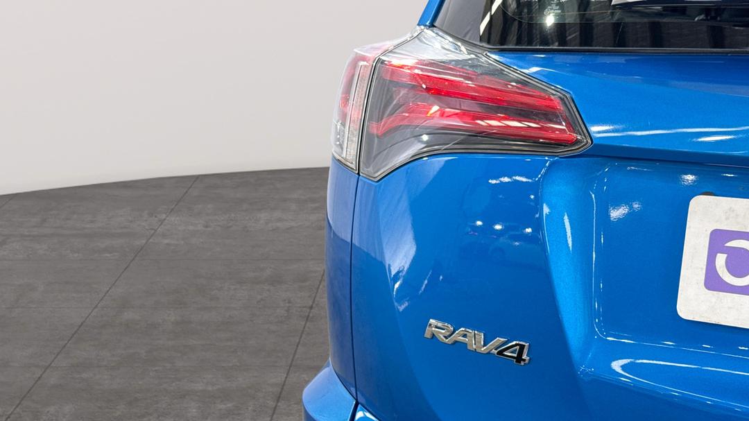 2017 Toyota RAV4 Gx (4x4), Automatic, 81238 km, Badge (Boot Left Side)