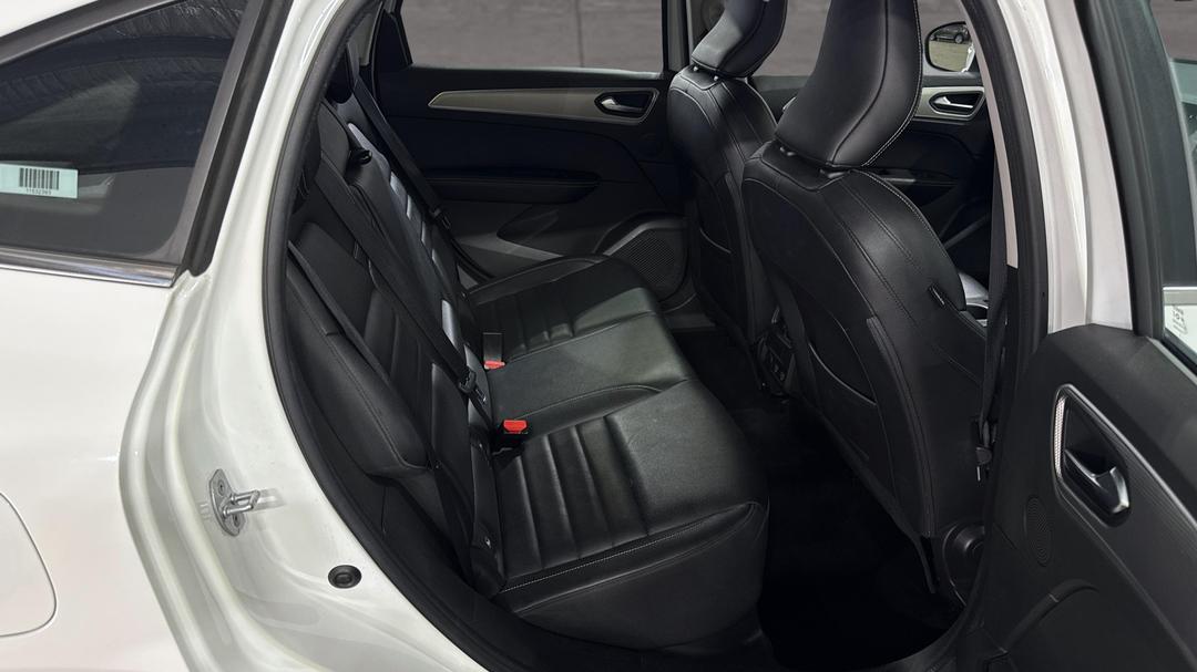 2023 Renault Arkana Zen, Automatic, 59789 km, Right Side Rear Door Cabin View