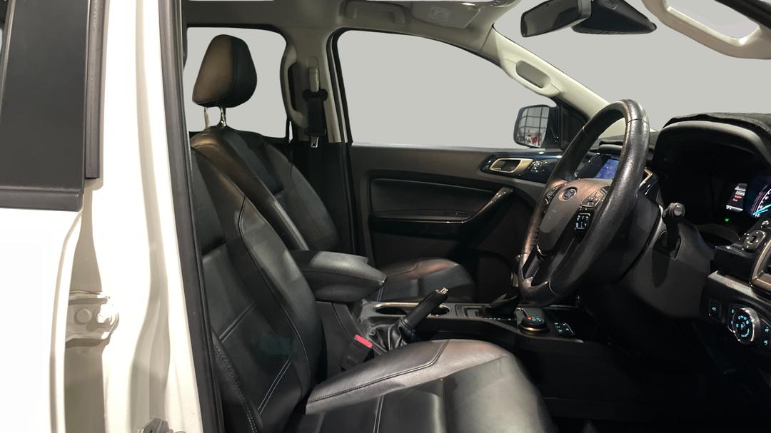 2022 Ford Everest Sport (4WD), Automatic, 60915 km, Right Side Front Door Cabin View