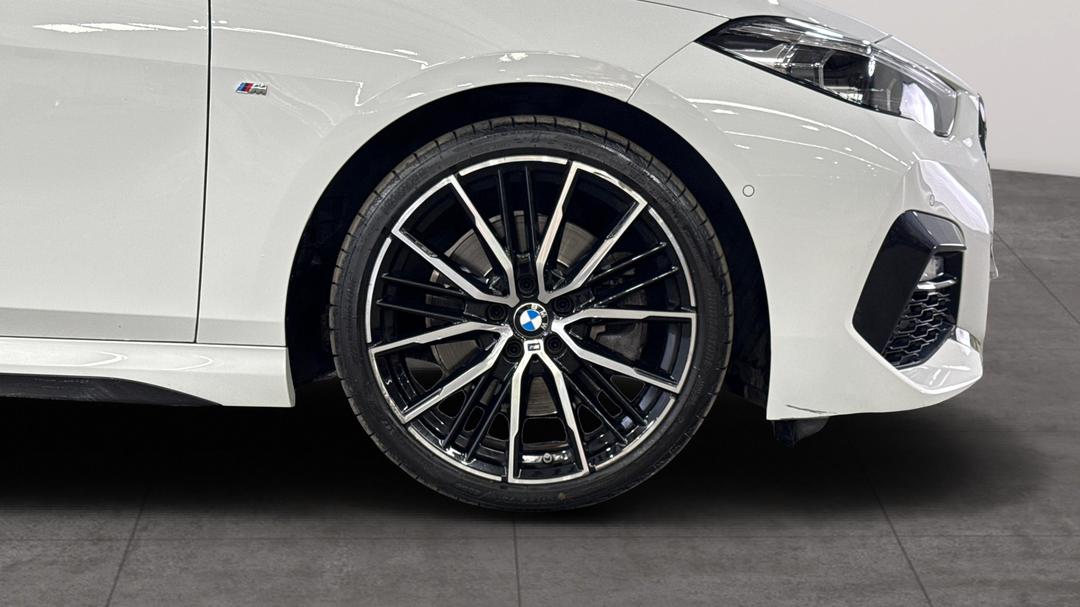 2021 BMW 2 20i M Sport Gran Coupe, Automatic, 33242 km, Right Front Wheel