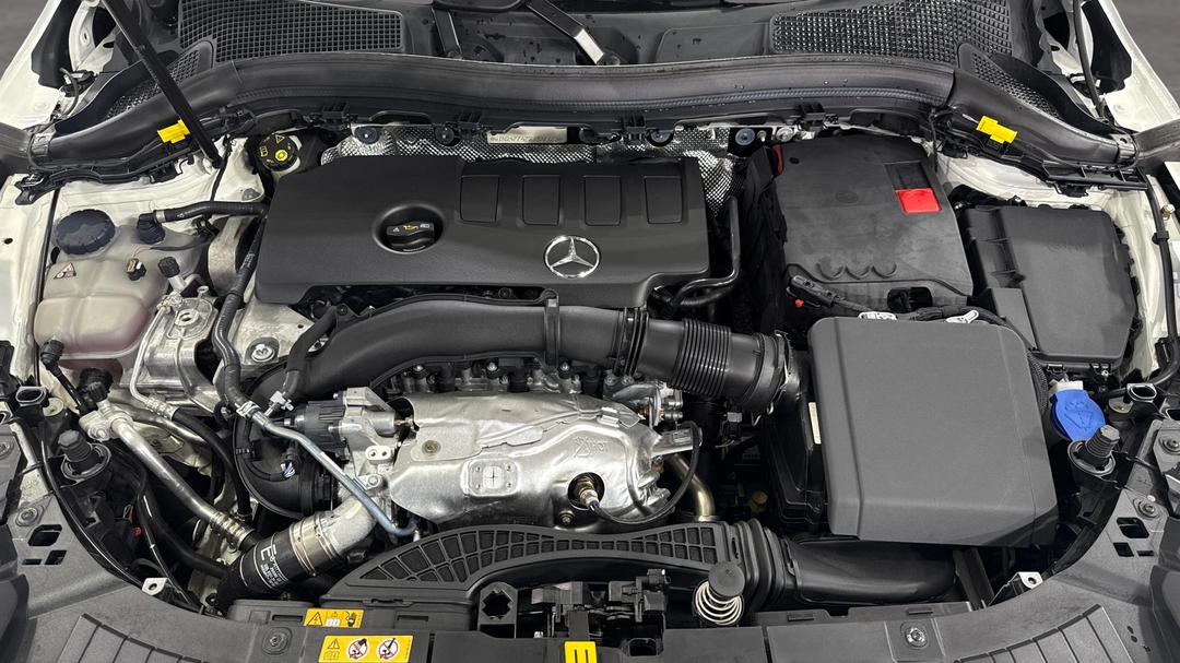 2021 Mercedes-benz GLA 250 4matic, Automatic, 16149 km, Open Bonnet (Engine)