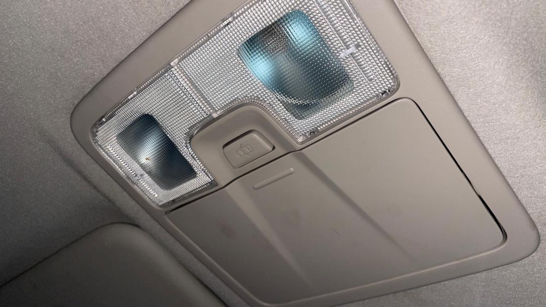 2021 Isuzu MU-X Ls-m (4x2), Automatic, 80404 km, On-Roof Controls/Sunglass holder