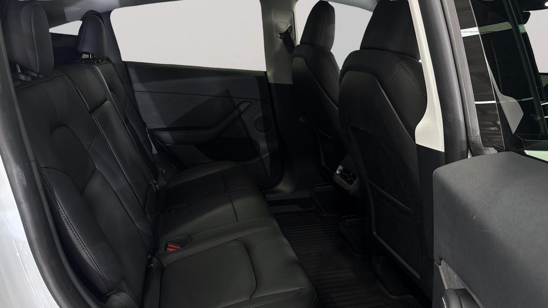 2024 Tesla Model Y Rear-wheel Drive, Automatic, 6383 km, Right Side Rear Door Cabin View