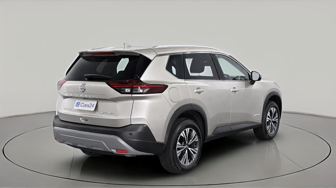 2024 Nissan X-trail St-l (4WD) E-power (hybrid), Automatic, 21884 km, Right Back Diagonal (45- Degree) View