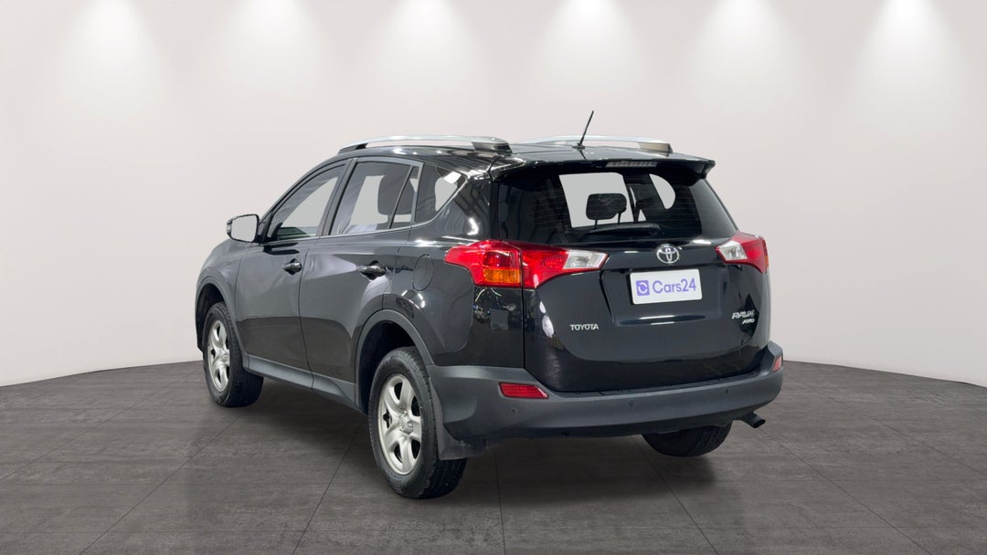 Left Back Diagonal (45- Degree) View