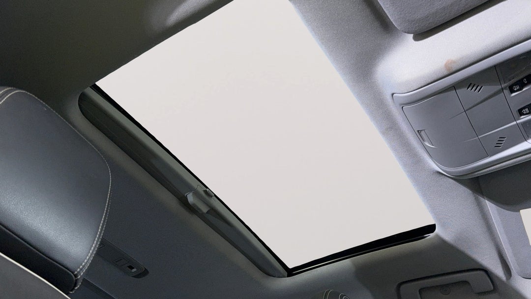 Interior Sunroof/Moonroof