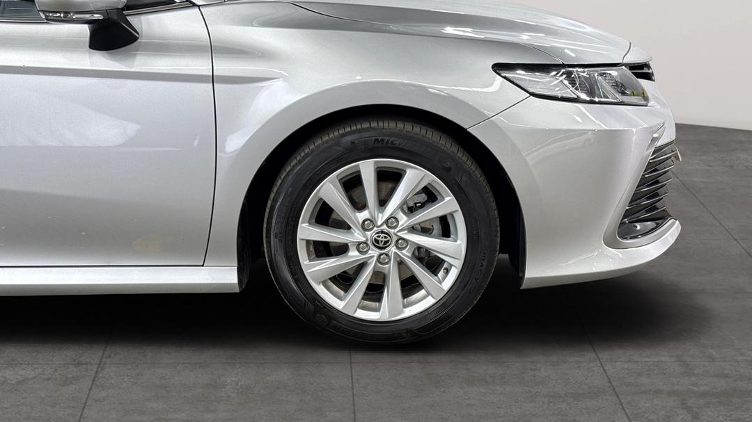 2024 Toyota Camry Ascent, Automatic, 51267 km, Right Front Wheel
