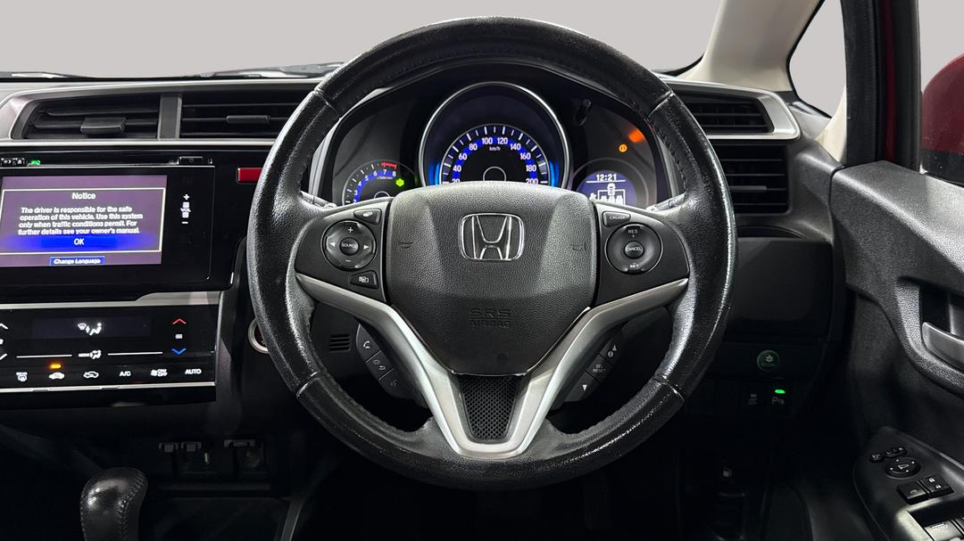 2015 Honda Jazz Vti-l, Automatic, 81613 km, Steering Wheel Close-up