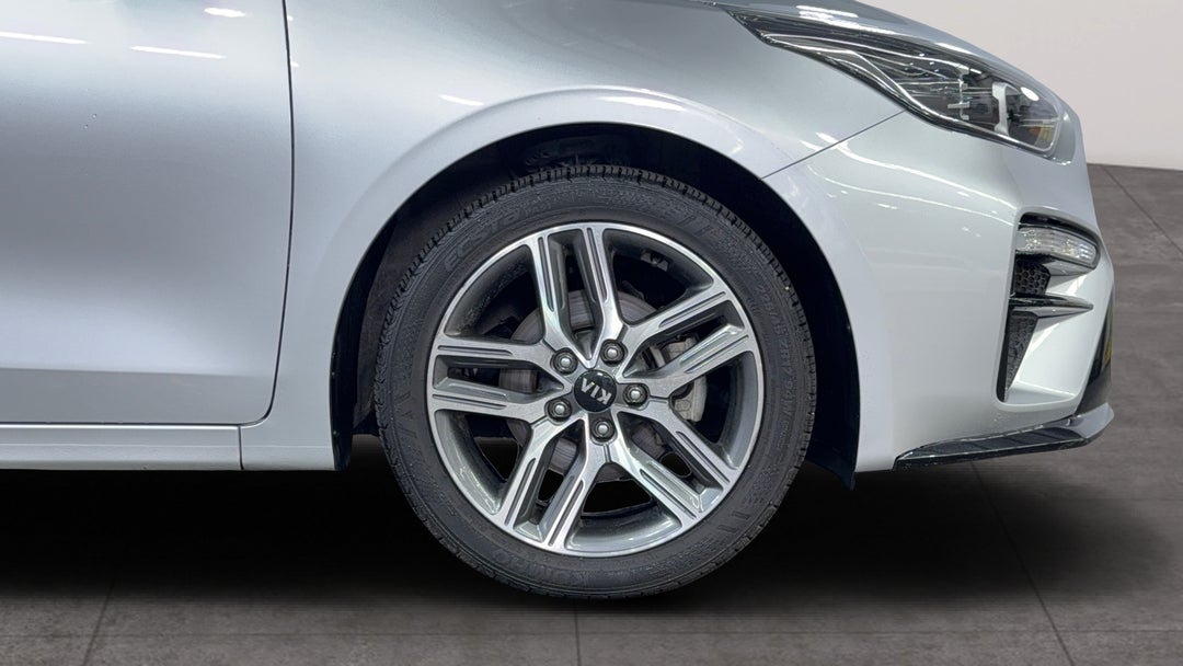 2018 Kia Cerato Sport Nav, Automatic, 91303 km, Right Front Wheel