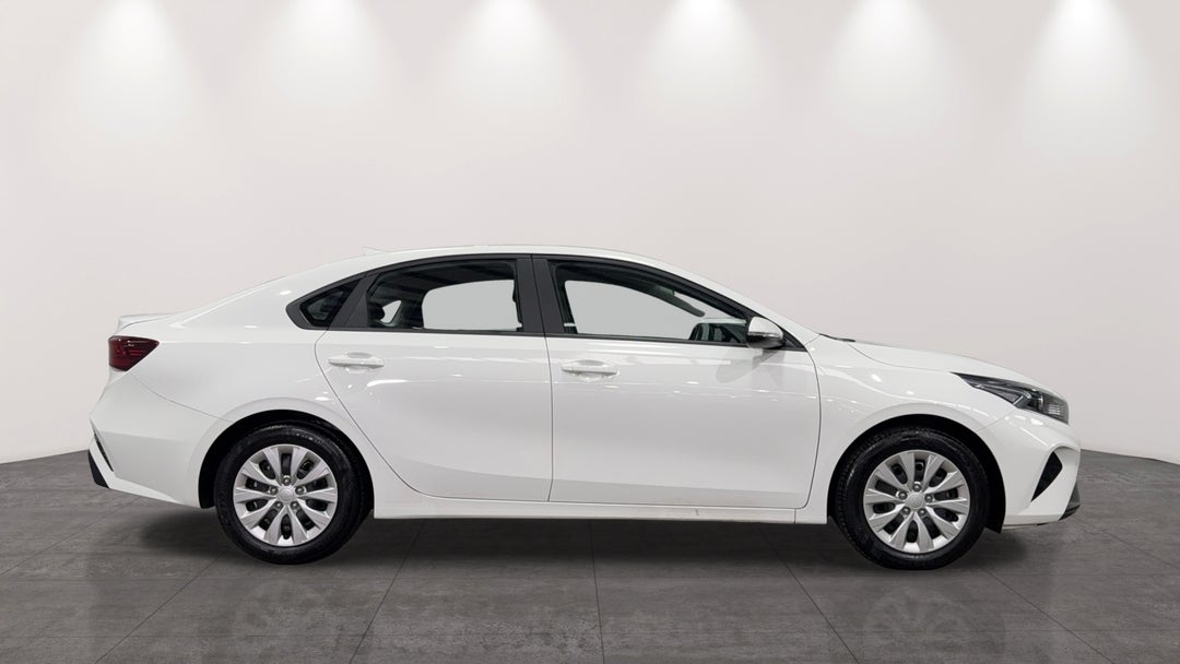 2024 Kia Cerato S, Automatic, 15084 km, Right Side View