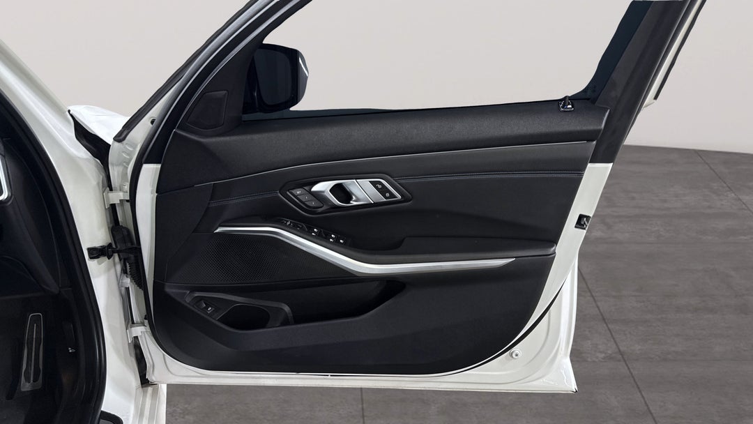 2019 BMW 3 30i M Sport, Automatic, 67038 km, Speaker View