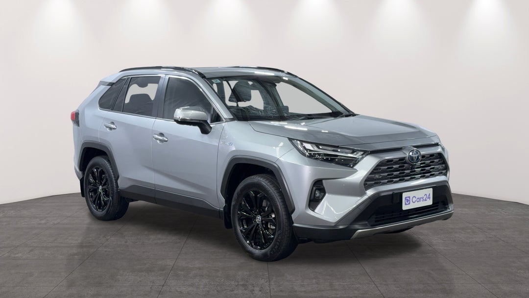 2024 Toyota RAV4 Cruiser (AWD) Hybrid, Automatic, 8302 km, Right Front Diagonal (45- Degree) View