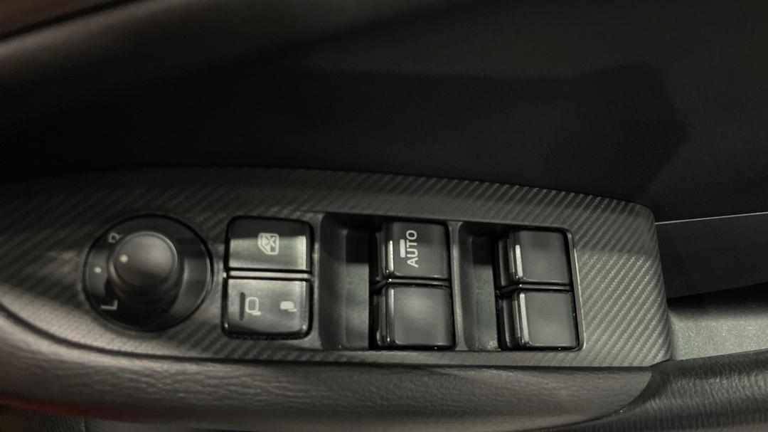 2019 Mazda CX-3 Maxx Sport (FWD), Automatic, 57649 km, Drivers Side Door Panel Controls
