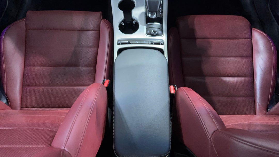 2019 Kia Stinger Gt (red Leather), Automatic, 122905 km, Center Console