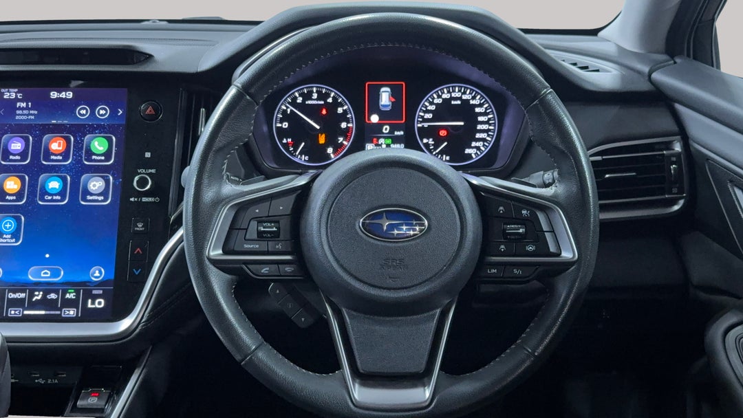 2021 Subaru Outback AWD, Automatic, 50948 km, Steering Wheel Close-up