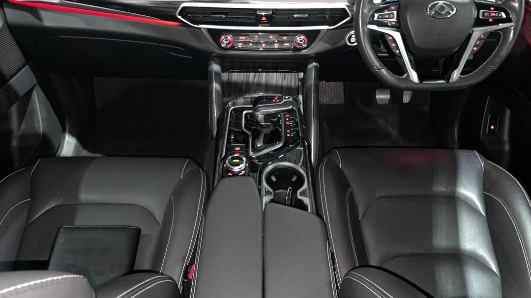 2022 LDV D90 Executive (4WD) D20, Automatic, 30953 km, Center Console