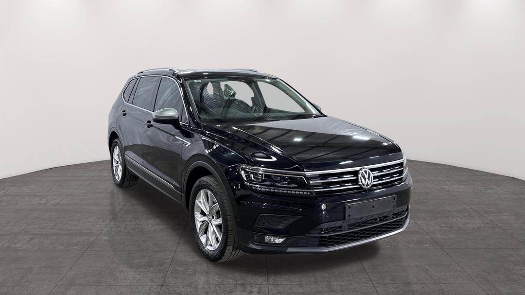 2020 Volkswagen Tiguan Allspace 132 Tsi Comfortline, Automatic, 57783 km, Right Front Diagonal (45- Degree) View