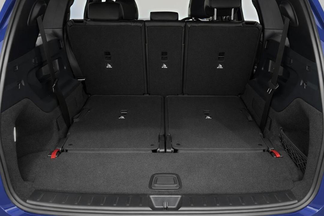 2020 Mercedes-benz Glb 250 4matic, Automatic, 75992 km, Boot Inside View