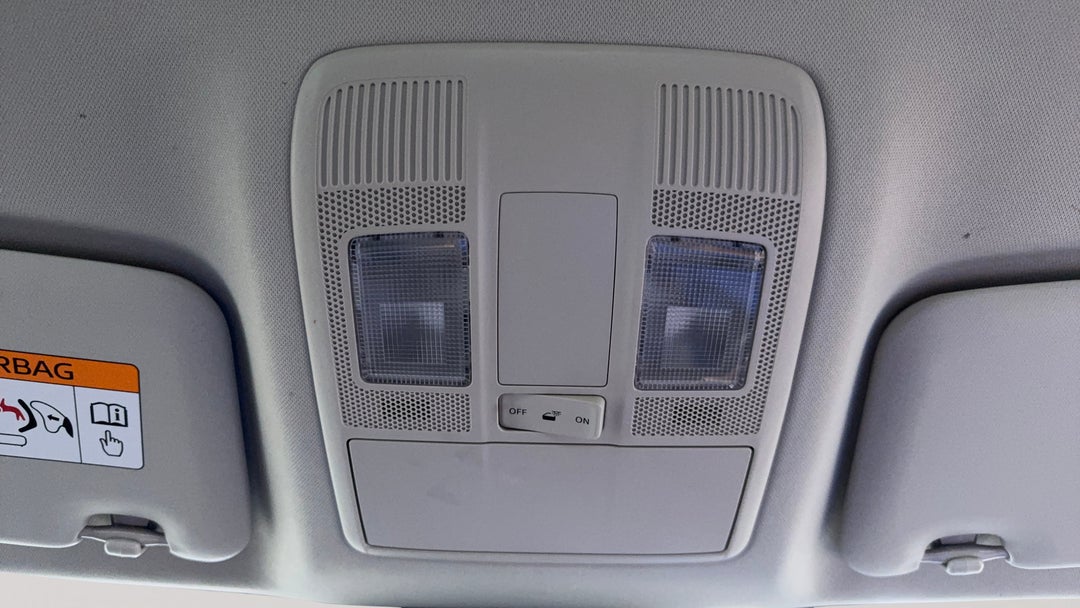 On-Roof Controls/Sunglass holder