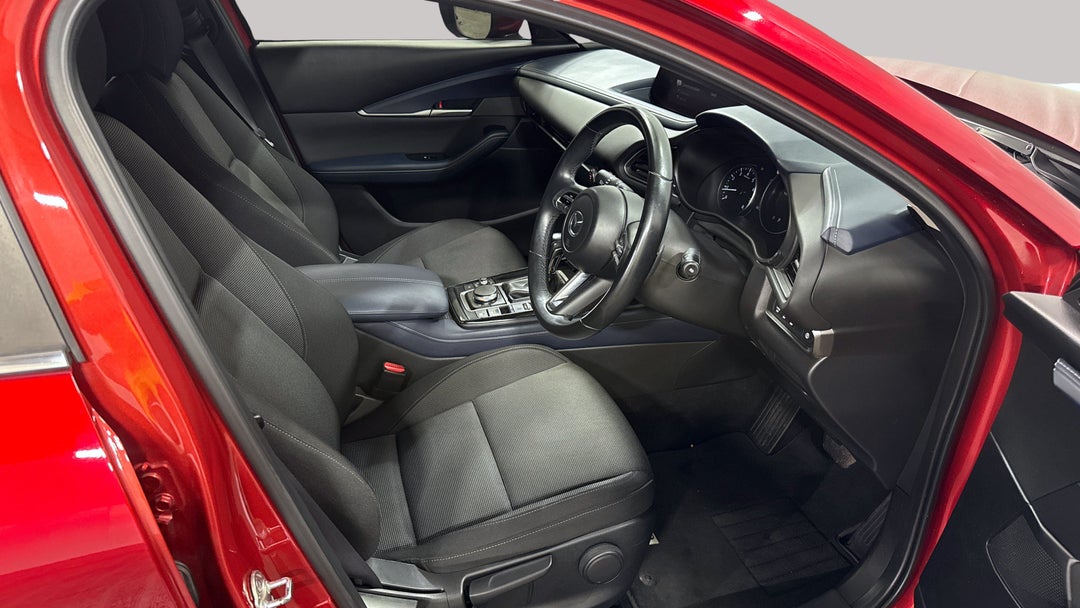 2021 Mazda CX-30 G20 Evolve (FWD), Automatic, 80122 km, Right Side Front Door Cabin View