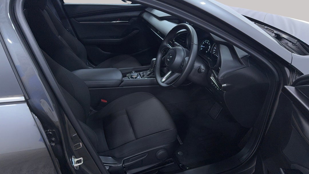 2025 Mazda 3 G20 Evolve, Automatic, 6251 km, Right Side Front Door Cabin View