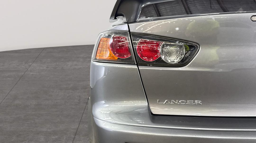 2017 Mitsubishi Lancer Es Sport, Automatic, 83918 km, Badge (Boot Left Side)