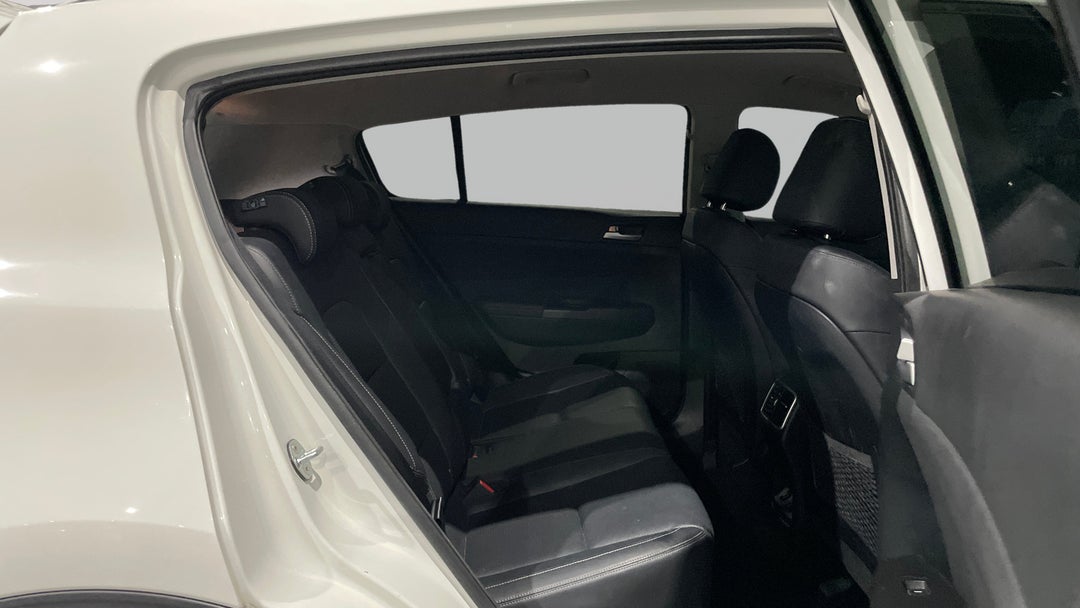 2020 Kia Sportage Sx+ (FWD), Automatic, 92493 km, Right Side Rear Door Cabin View