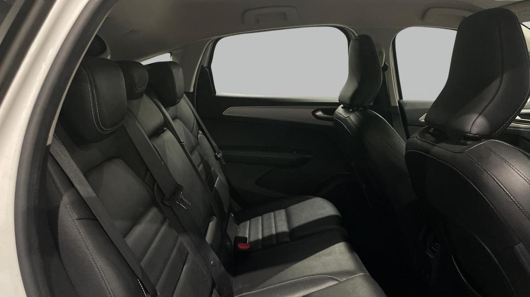 2023 Renault Arkana Zen, Automatic, 47716 km, Right Side Rear Door Cabin View
