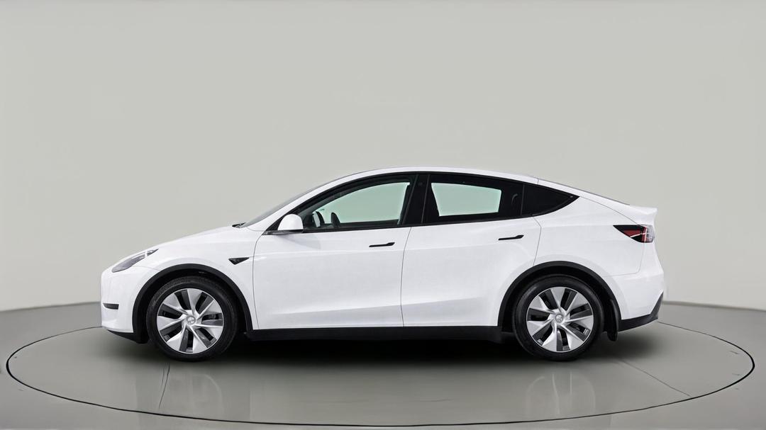 2022 Tesla Model Y Rear-wheel Drive, Automatic, 38164 km, Left Side View