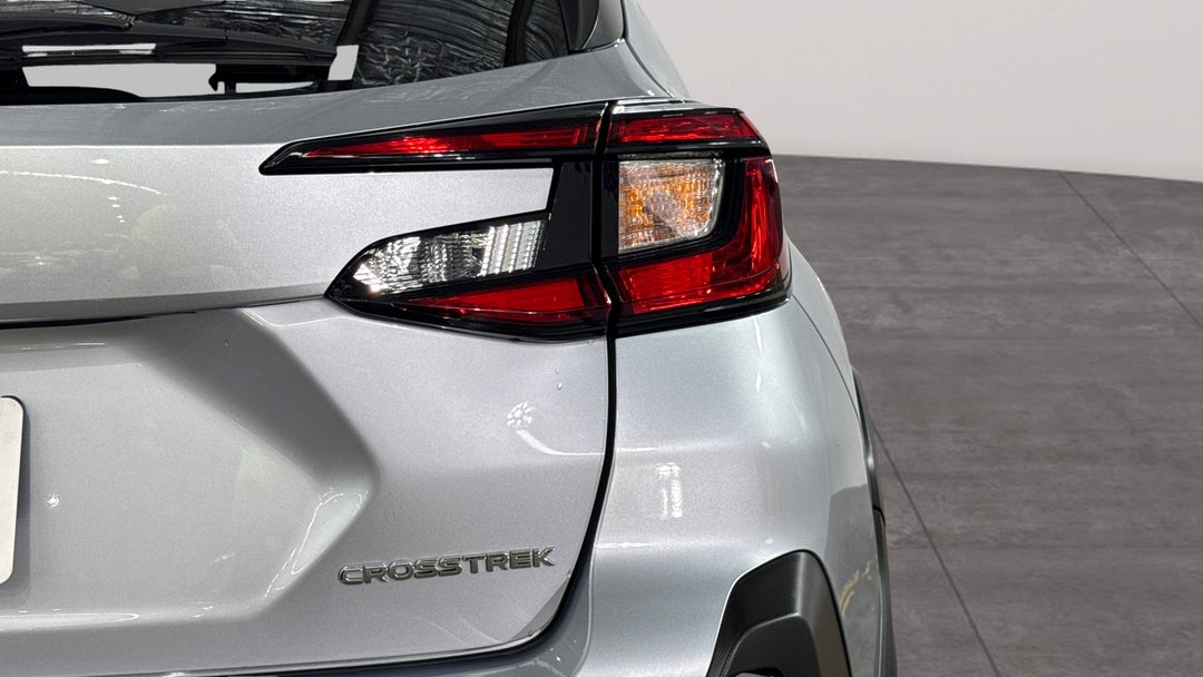 2025 Subaru Crosstrek AWD 2.0l, Automatic, 26700 km, Badge (Boot Right Side)