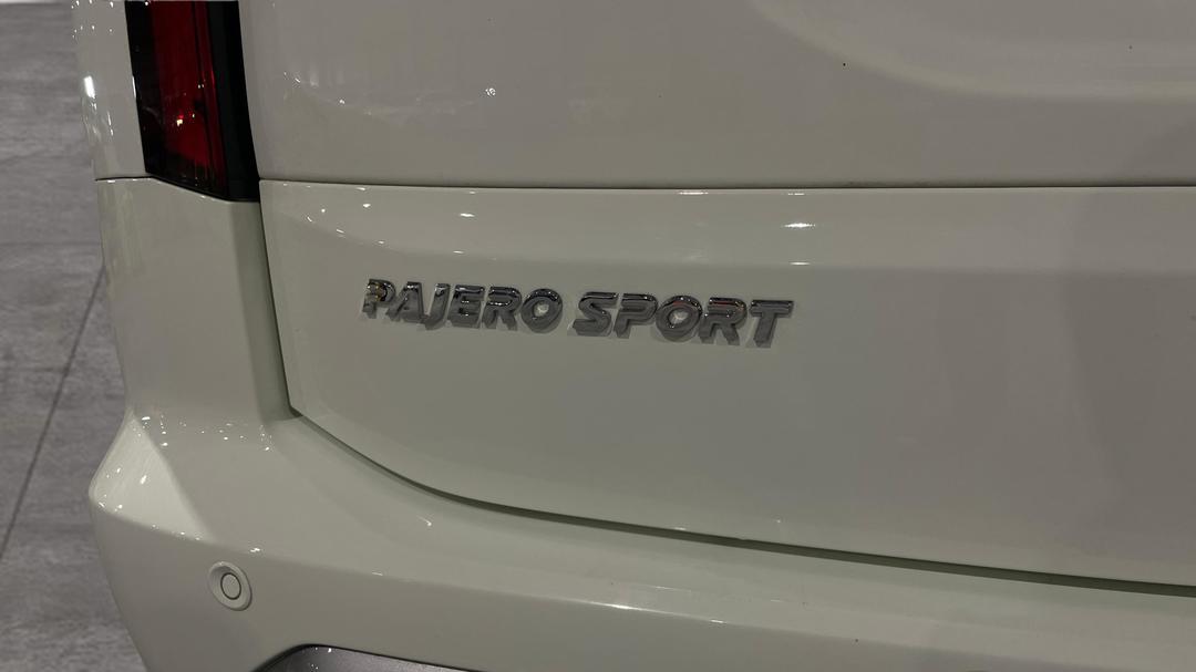 2024 Mitsubishi Pajero Sport Gls (4WD) 7 Seat, Automatic, 28905 km, Badge (Boot Left Side)