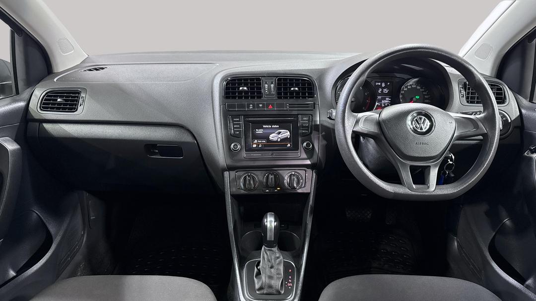 2015 Volkswagen Polo 66 Tsi Trendline, Automatic, 62982 km, Dashboard View