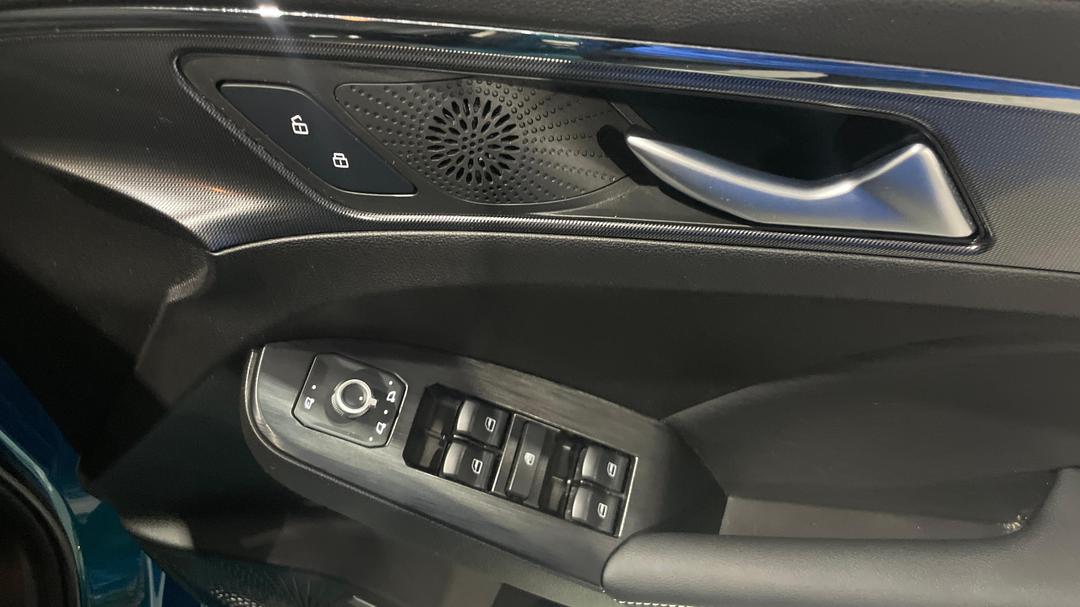 2024 GWM Haval Jolion Lux Hybrid, Automatic, 19289 km, Drivers Side Door Panel Controls