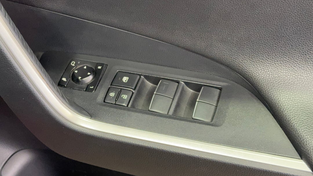 Drivers Side Door Panel Controls
