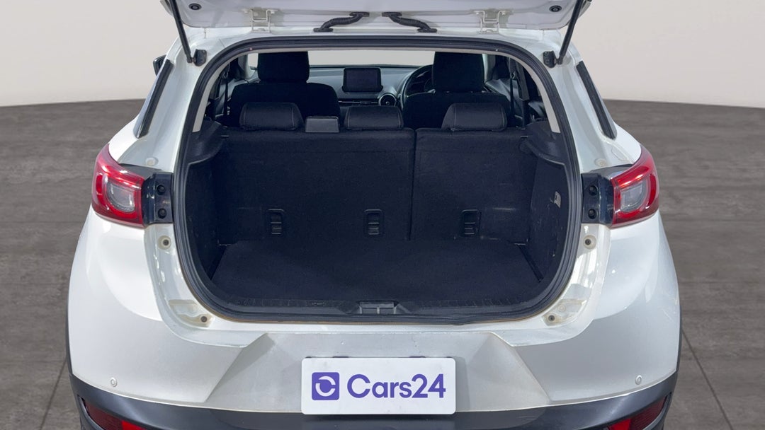 2018 Mazda CX-3 Maxx Sport (AWD), Automatic, 79162 km, Boot Inside View